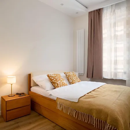 Old Town Wlodkowica 27 - Properunit